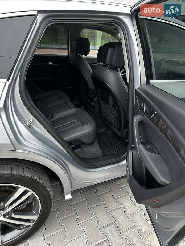 Внедорожник / Кроссовер Audi Q5 2020 в Ровно фото 16 Внедорожник / Кроссовер Audi Q5 2020 в Ровно