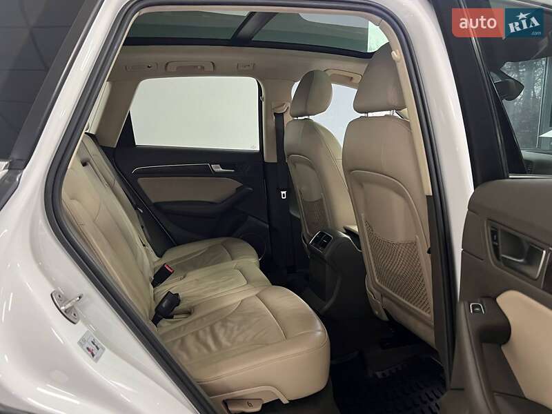 Позашляховик / Кросовер Audi Q5 2012 в Полтаві