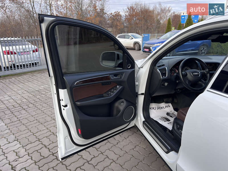 Позашляховик / Кросовер Audi Q5 2015 в Нововолинську фото 13 Позашляховик / Кросовер Audi Q5 2015 в Нововолинську