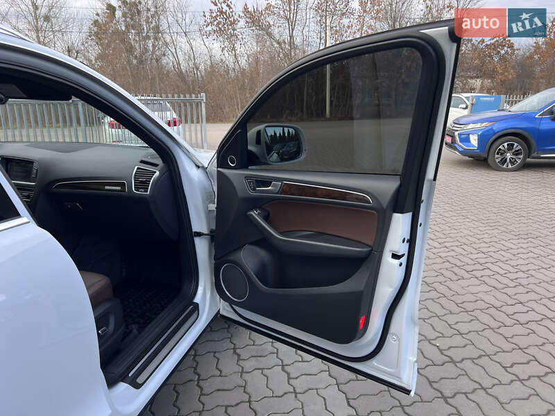 Позашляховик / Кросовер Audi Q5 2015 в Нововолинську фото 31 Позашляховик / Кросовер Audi Q5 2015 в Нововолинську