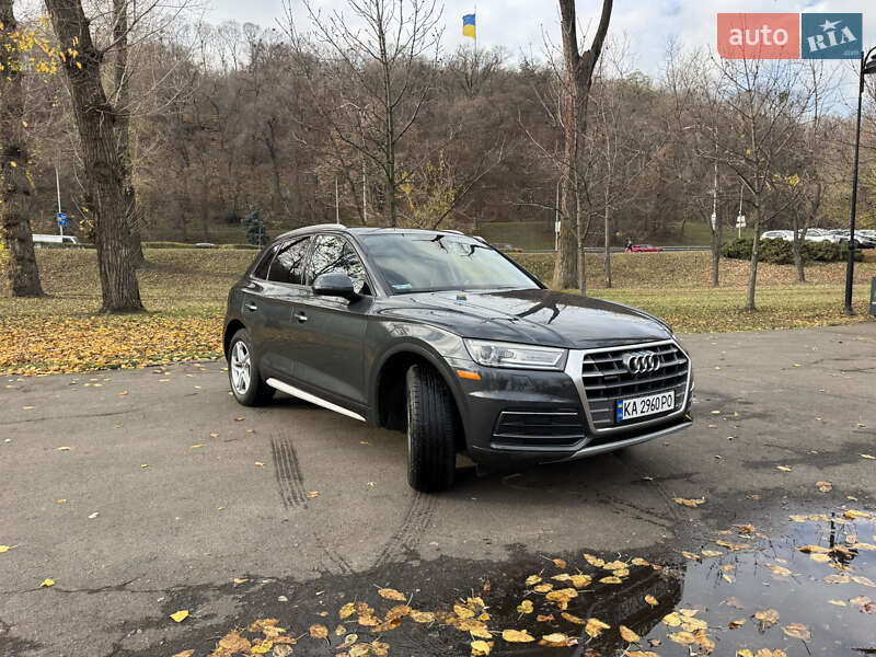 Внедорожник / Кроссовер Audi Q5 2018 в Киеве