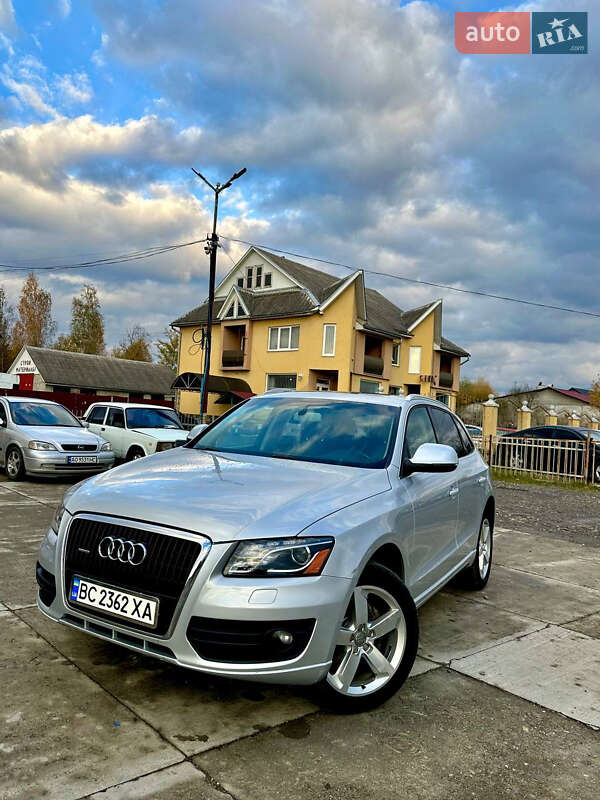 Позашляховик / Кросовер Audi Q5 2011 в Солотвині