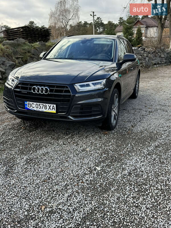 Позашляховик / Кросовер Audi Q5 2018 в Львові фото 10 Позашляховик / Кросовер Audi Q5 2018 в Львові