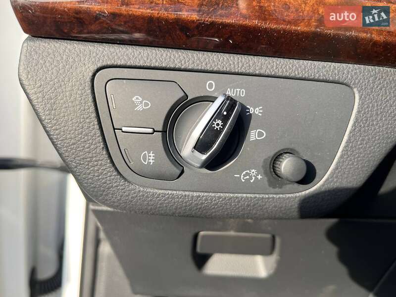 Позашляховик / Кросовер Audi Q5 2017 в Львові