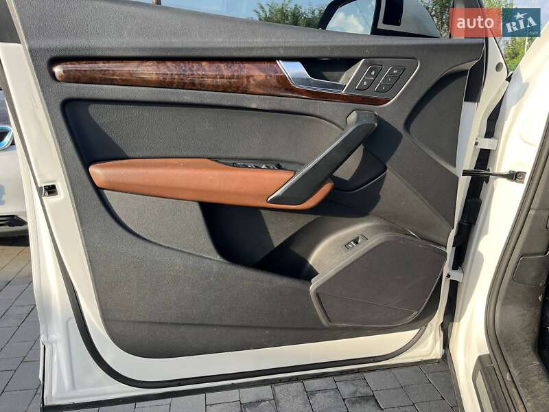 Позашляховик / Кросовер Audi Q5 2017 в Львові