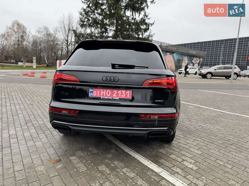 Позашляховик / Кросовер Audi Q5 2024 в Луцьку