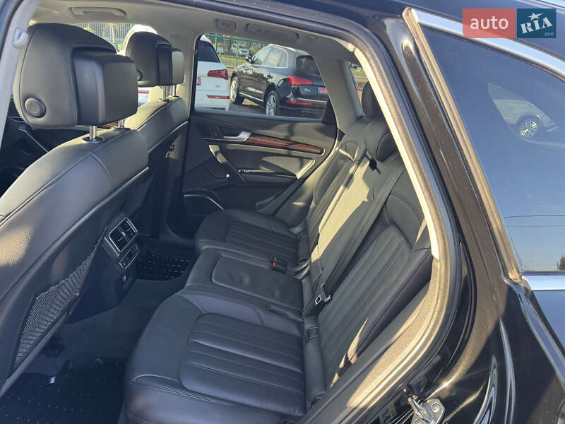 Внедорожник / Кроссовер Audi Q5 2018 в Луцке