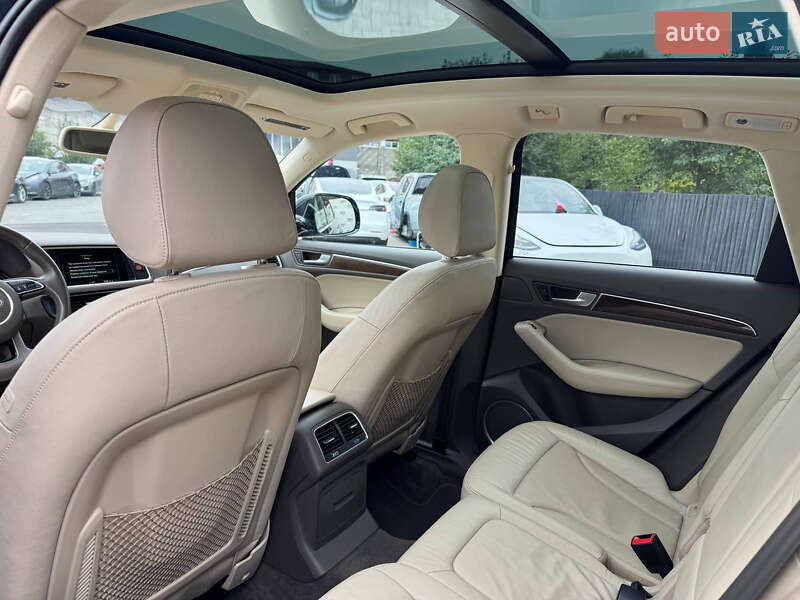 Позашляховик / Кросовер Audi Q5 2016 в Луцьку