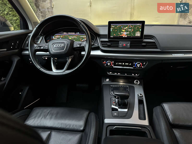 Позашляховик / Кросовер Audi Q5 2018 в Стрию