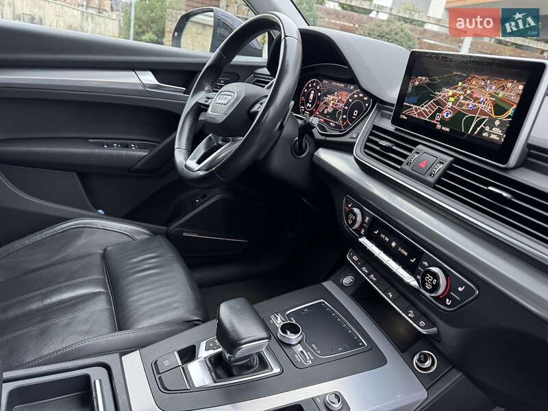 Позашляховик / Кросовер Audi Q5 2018 в Стрию