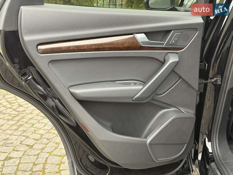 Внедорожник / Кроссовер Audi Q5 2017 в Львове фото 59 Внедорожник / Кроссовер Audi Q5 2017 в Львове