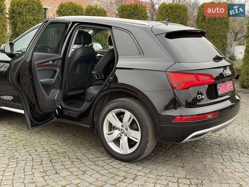 Внедорожник / Кроссовер Audi Q5 2017 в Львове фото 60 Внедорожник / Кроссовер Audi Q5 2017 в Львове