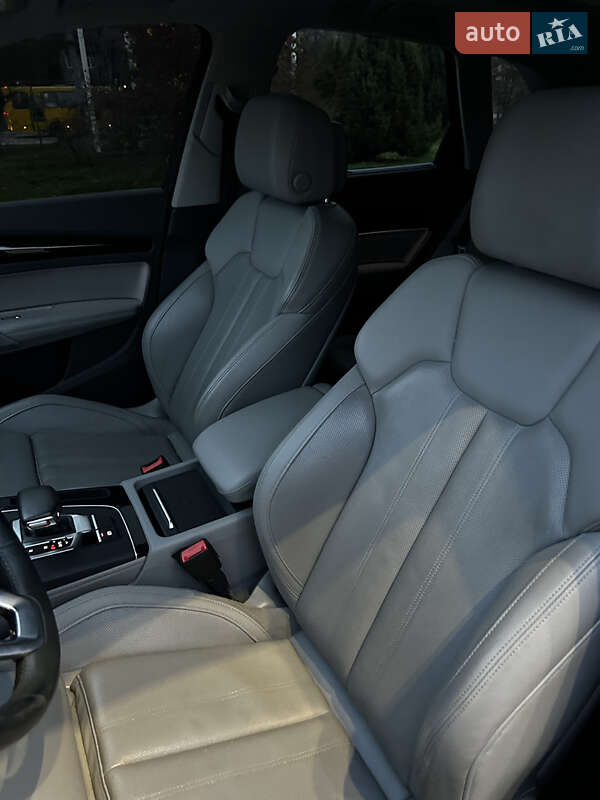 Позашляховик / Кросовер Audi Q5 2020 в Івано-Франківську фото 13 Позашляховик / Кросовер Audi Q5 2020 в Івано-Франківську