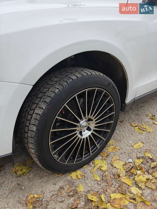 Позашляховик / Кросовер Audi Q5 2011 в Дніпрі фото 4 Позашляховик / Кросовер Audi Q5 2011 в Дніпрі