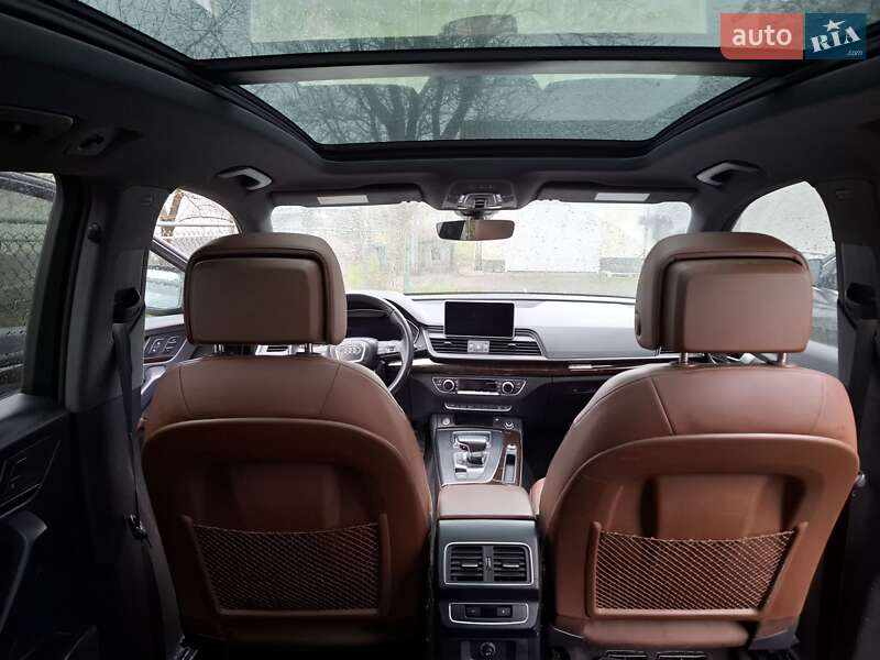 Внедорожник / Кроссовер Audi Q5 2018 в Ивано-Франковске