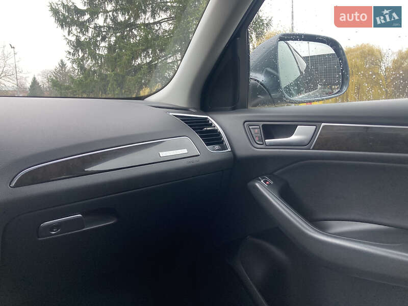 Позашляховик / Кросовер Audi Q5 2014 в Луцьку