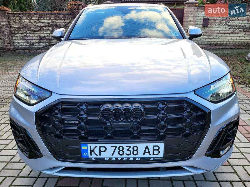 Внедорожник / Кроссовер Audi Q5 2024 в Запорожье