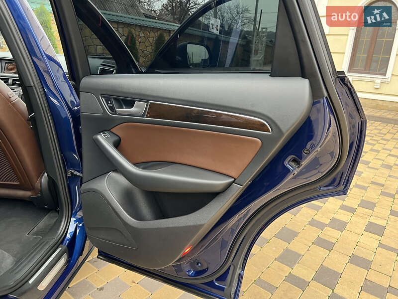 Внедорожник / Кроссовер Audi Q5 2014 в Могилев-Подольске