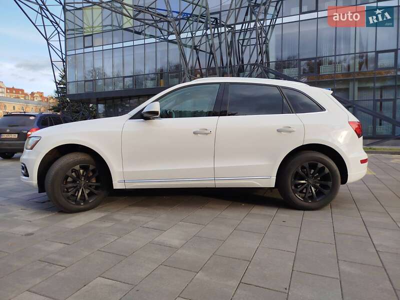 Внедорожник / Кроссовер Audi Q5 2014 в Полтаве