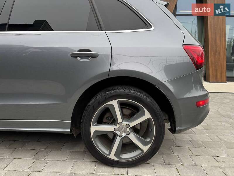 Позашляховик / Кросовер Audi Q5 2015 в Луцьку фото 12 Позашляховик / Кросовер Audi Q5 2015 в Луцьку