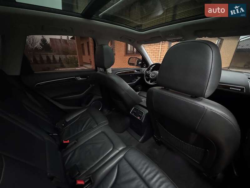 Позашляховик / Кросовер Audi Q5 2015 в Луцьку фото 24 Позашляховик / Кросовер Audi Q5 2015 в Луцьку