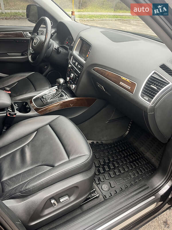 Позашляховик / Кросовер Audi Q5 2015 в Черкасах