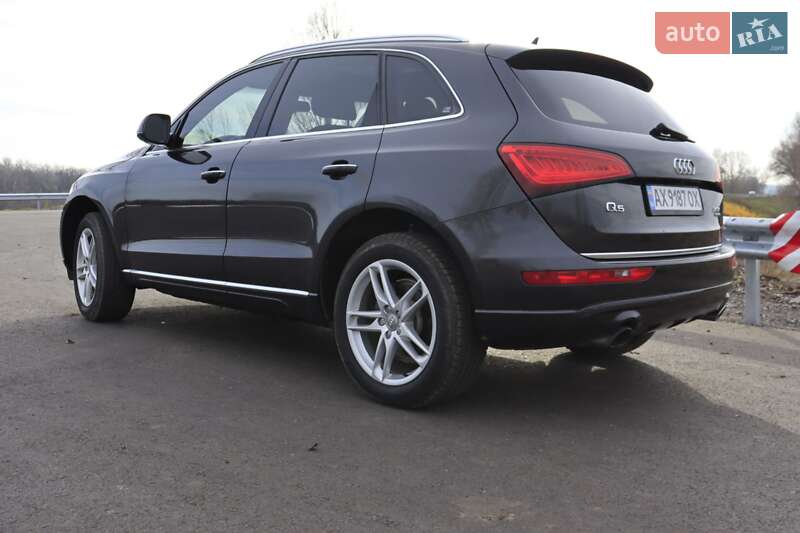 Позашляховик / Кросовер Audi Q5 2015 в Балаклії