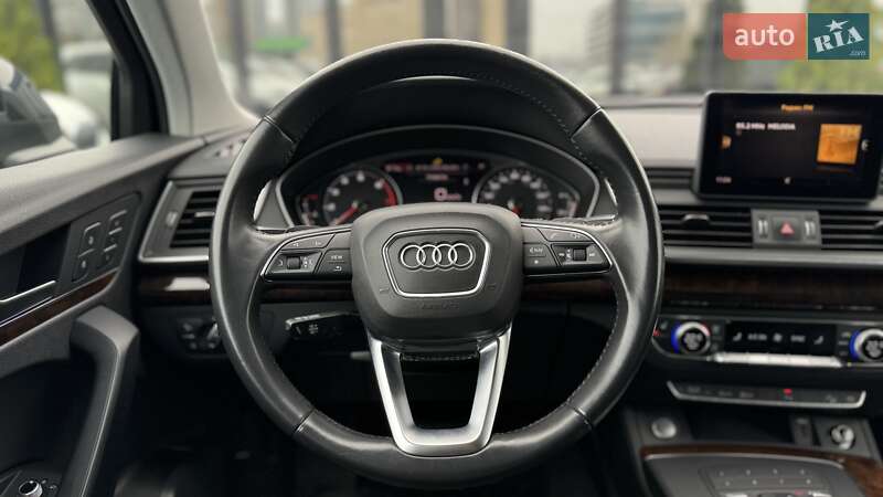 Позашляховик / Кросовер Audi Q5 2019 в Києві фото 26 Позашляховик / Кросовер Audi Q5 2019 в Києві