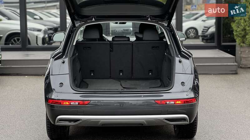 Позашляховик / Кросовер Audi Q5 2019 в Києві фото 41 Позашляховик / Кросовер Audi Q5 2019 в Києві