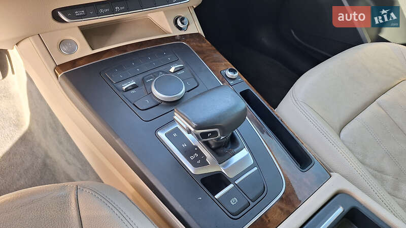 Внедорожник / Кроссовер Audi Q5 2018 в Луцке фото 11 Внедорожник / Кроссовер Audi Q5 2018 в Луцке