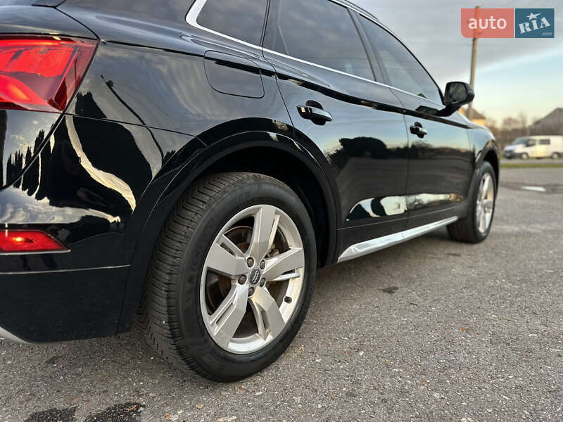 Позашляховик / Кросовер Audi Q5 2018 в Дубні фото 22 Позашляховик / Кросовер Audi Q5 2018 в Дубні