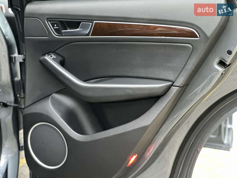 Внедорожник / Кроссовер Audi Q5 2015 в Львове