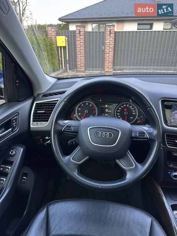 Позашляховик / Кросовер Audi Q5 2015 в Києві