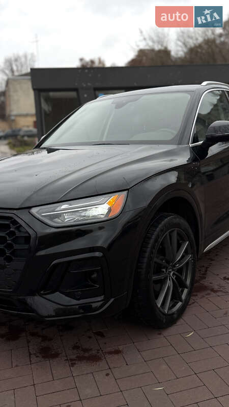 Позашляховик / Кросовер Audi Q5 2020 в Рівному