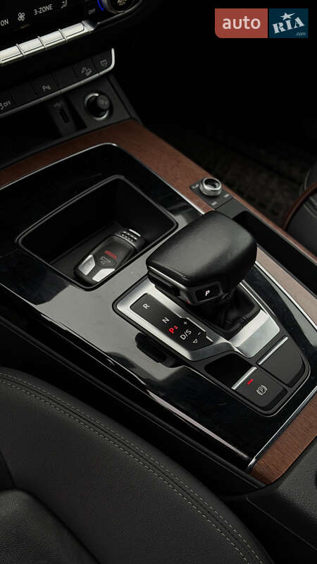 Позашляховик / Кросовер Audi Q5 2020 в Рівному