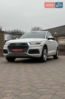 Позашляховик / Кросовер Audi Q5 2018 в Лубнах