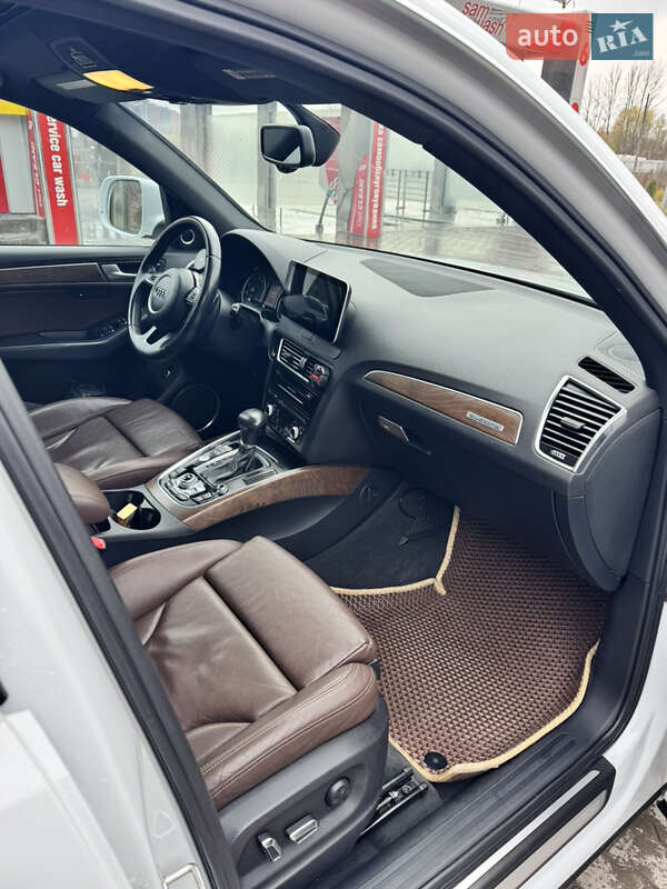 Позашляховик / Кросовер Audi Q5 2012 в Тернополі