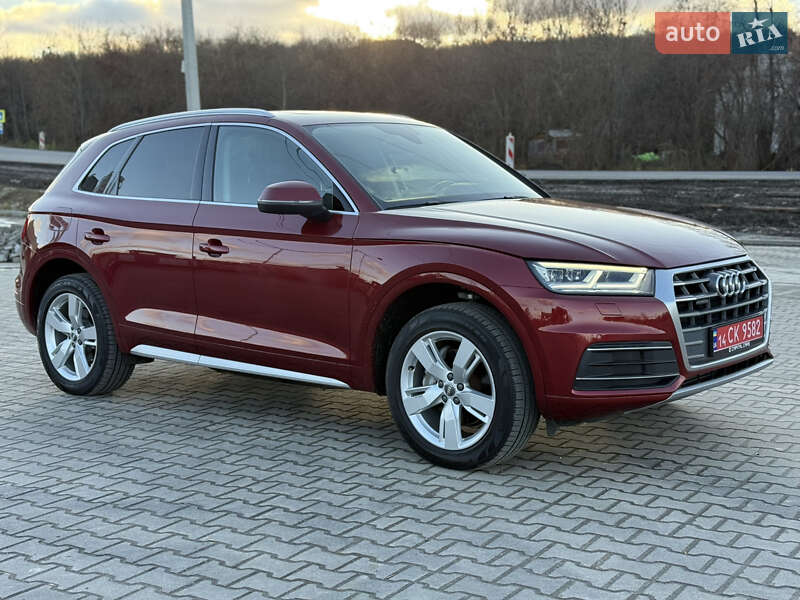 Позашляховик / Кросовер Audi Q5 2017 в Львові
