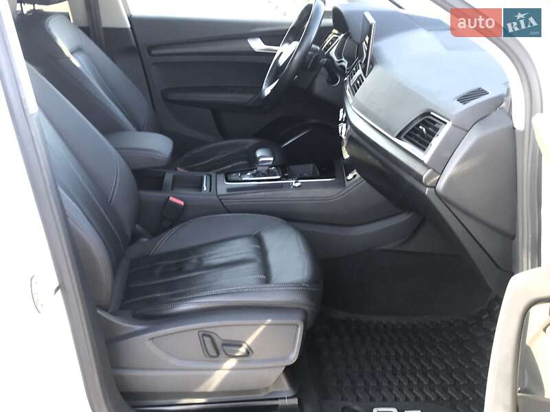 Позашляховик / Кросовер Audi Q5 2022 в Києві фото 36 Позашляховик / Кросовер Audi Q5 2022 в Києві
