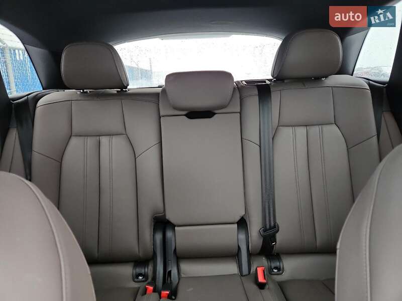 Внедорожник / Кроссовер Audi Q5 2025 в Львове