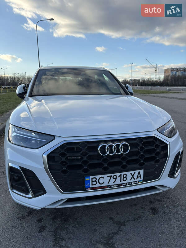 Позашляховик / Кросовер Audi Q5 2021 в Львові фото 2 Позашляховик / Кросовер Audi Q5 2021 в Львові