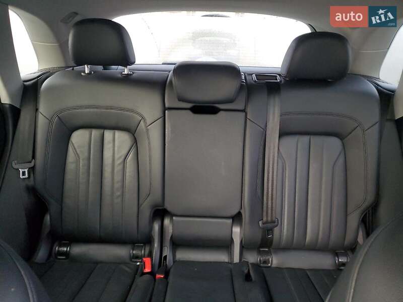 Внедорожник / Кроссовер Audi Q5 2019 в Львове