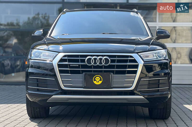 Позашляховик / Кросовер Audi Q5 2017 в Івано-Франківську