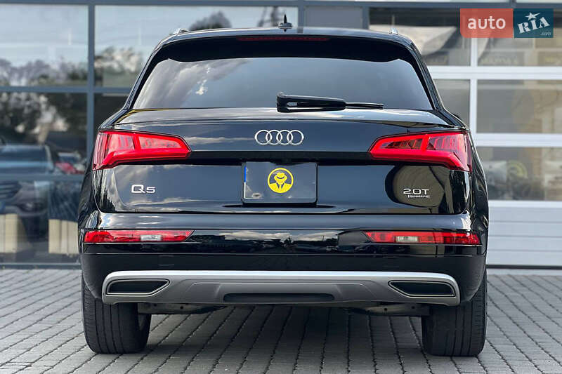 Позашляховик / Кросовер Audi Q5 2017 в Івано-Франківську