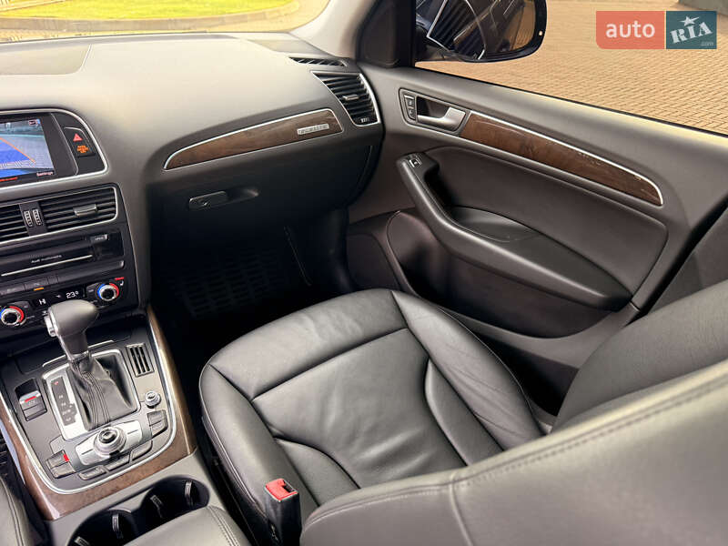 Позашляховик / Кросовер Audi Q5 2012 в Мукачевому