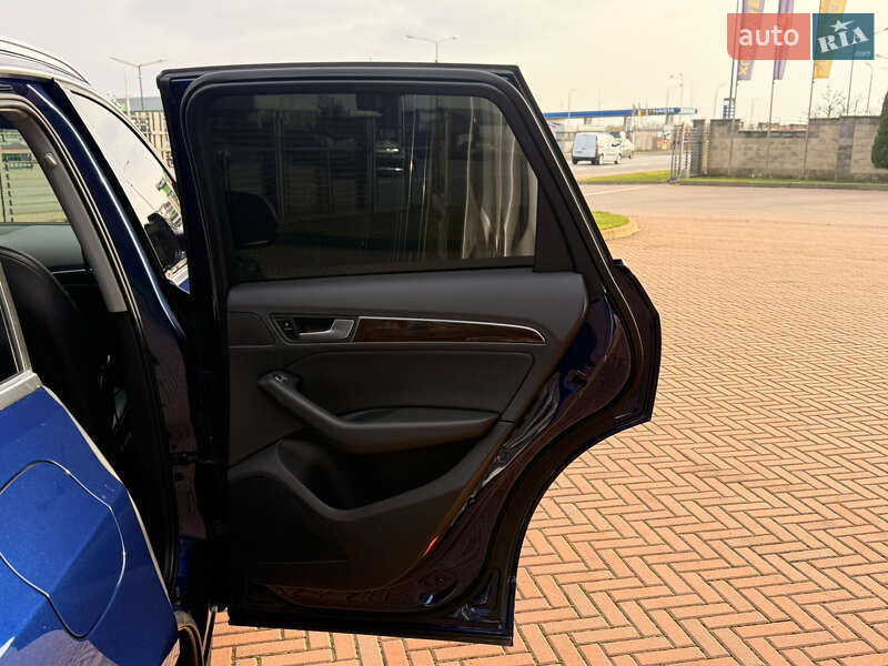 Позашляховик / Кросовер Audi Q5 2012 в Мукачевому