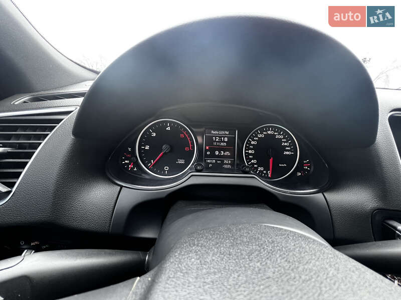 Позашляховик / Кросовер Audi Q5 2011 в Києві