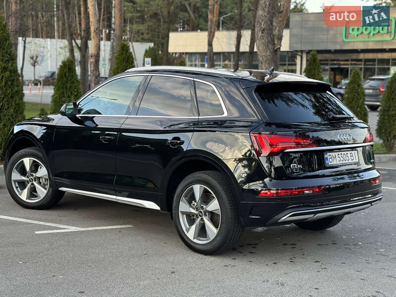 Внедорожник / Кроссовер Audi Q5 2023 в Киеве