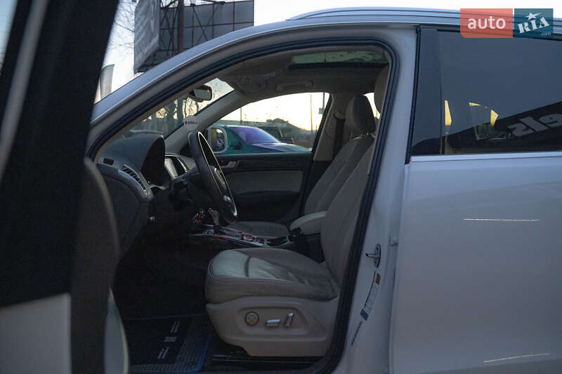 Внедорожник / Кроссовер Audi Q5 2016 в Черновцах