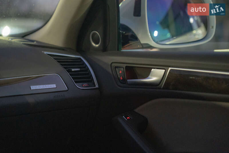 Внедорожник / Кроссовер Audi Q5 2016 в Черновцах